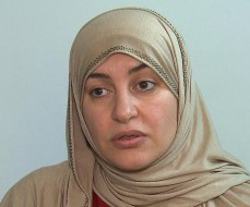 Женщина-судья велела мусульманке оголиться Женщина-судья велела мусульманке оголиться