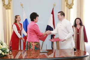 Муфтий Шафиев будет лично поздравлять новобрачных