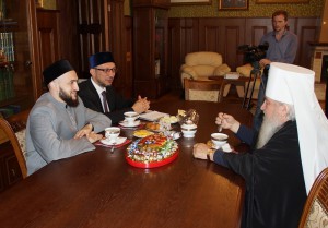 Камиль Самигуллин на встрече  с митрополитом казанским Феофаном