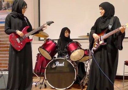 Фетва: может ли мусульманин играть в рок-группе?