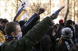 Четыре скинхеда арестованы по подозрению в 20 убийствах