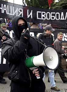 Идет война киргизская…