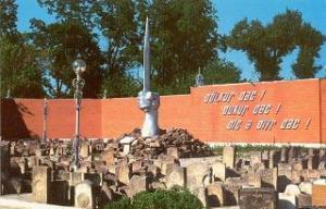 Мемориал памяти чеченского народа выселяют на окраину