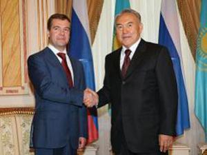 Медведев и Назарбаев будут пресекать разжигание национальной розни