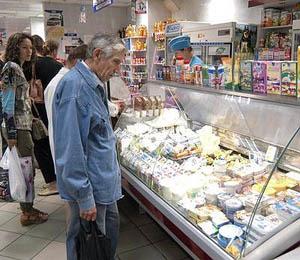 Половине россиян не хватает денег на еду