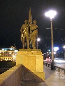 Вновь осквернен памятник советским воинам