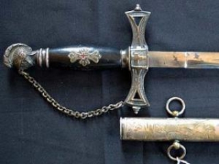 Башкирские таможенники изъяли ритуальные масонские мечи