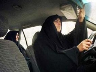 Иран выпустит автомобиль для женщин