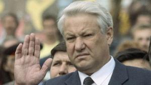 15-летие «черного октября» – политическая активность россиян не возродилась