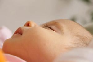 Недостаток полноценного ночного отдыха ведет к ожирению