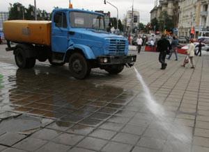 Москва запретила мыть улицы