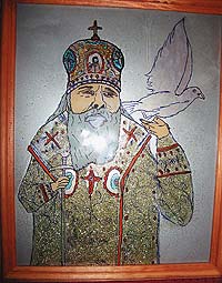 Изображения покойного патриарха лечат от пьянства