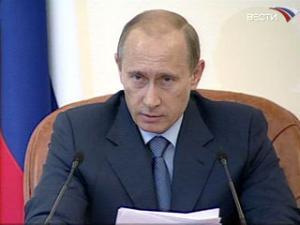 Владимир Путин призвал жестко ограничить доступ подростков к алкоголю и табаку