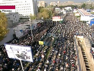 В связи с Ураза-байрамом в ряде регионов России 21 сентября объявлен выходным днем
