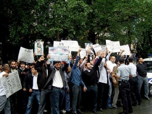 В Баку полиция разогнала акцию протеста против израильской оккупации Иерусалима