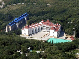 Легендарный "Артек" приобрел славу притона для педофилов