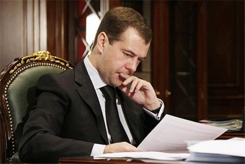 Медведев подписал закон об отмене двойного налогообложения с Саудовской Аравией