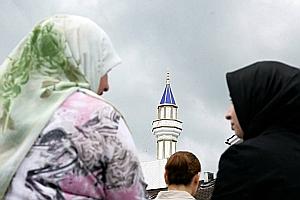 От запрета минаретов к запрету мечетей