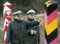 Беженцы задержаны на пути в Страсбургский суд
