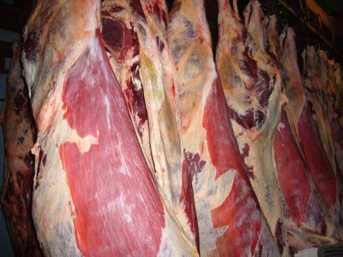 Россиянам поставляют мясо, замороженное 36 лет назад