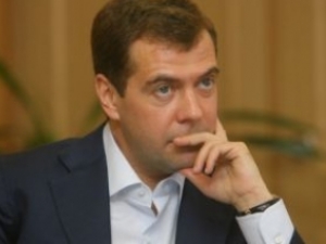 Медведев назвал критической ситуацию в секторе Газа