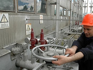 "Газпром" не примет оплату долга пирогами — Медведев