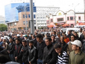 Более 10 тысяч человек высказались в поддержку строительства мечетей в Москве