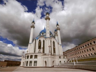 Сергей Миронов посетит главную мечеть Татарстана