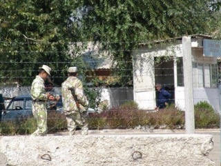 Узбекские пограничники стреляют на поражение