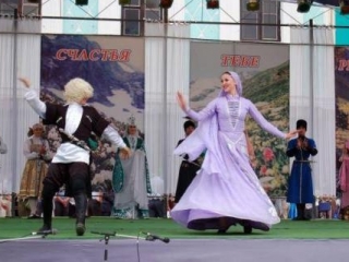 В Карачаево-Черкесии готовятся ко Дню единения народов