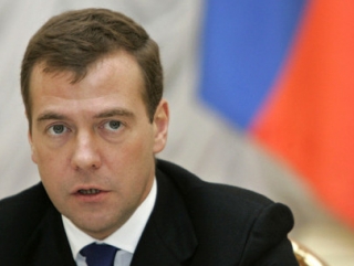 Медведев признал проблему дискриминации по нацпризнаку