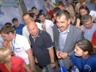Евкуров приехал на день Ингушетии в лагере «Машук-2011»