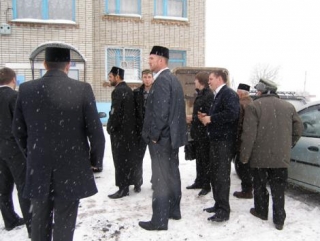 В Нижней Елюзани поименно вспомнили своих предков