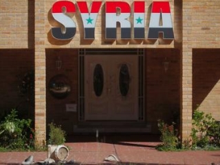 Оппозиционеры разгромили посольство Сирии в Австралии