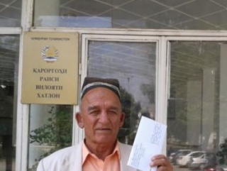 Таджик, предсказавший распад СССР, до сих пор борется с властью
