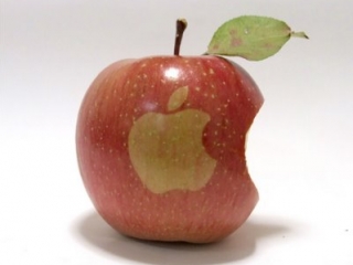 Православные меняют «греховный» логотип Apple на крест