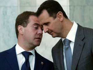 Медведев объяснил, зачем Россия поставляет Асаду оружие