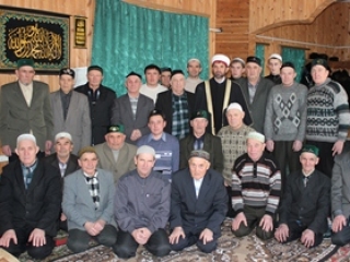 Нижнеелюзантцы не полагаются на свою администрацию