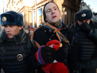 Геи атаковали Госдуму