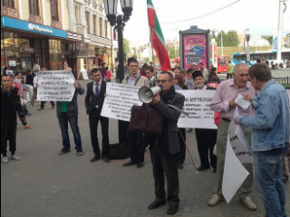Татарские активисты требуют оставить им здание в Казани