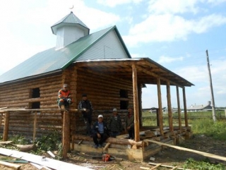 В мечети твердыни хана Кучума установили старинный полумесяц
