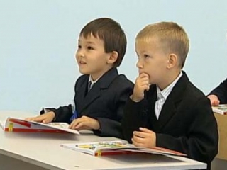 Едро предлагает не принимать в школы детей нелегальных мигрантов