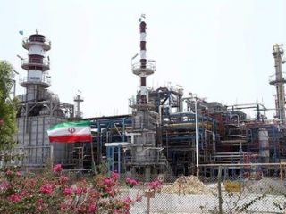 Иран намерен стать ключевым поставщиком нефти и газа в Азию