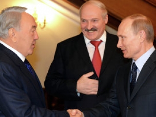 Лукашенко превратит Белоруссию в Эмираты