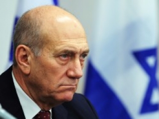 Израильский экс-премьер приговорен к 6 годам тюрьмы