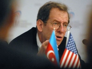Посол США назвал предпосылки азербайджанского майдана