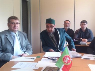Уральский муфтий решает проблемы «шаг за шагом»