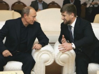 Путин оценил усилия Кадырова в освобождении журналистов LifeNews