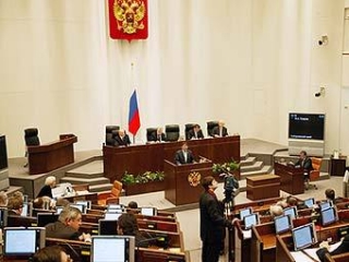 Сенаторы приравняли сокрытие второго гражданства к преступлению