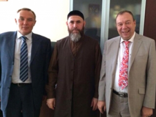 Новый муфтий Чечни нашел поддержку в Москве
